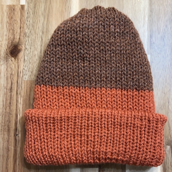New knitted beanie ❄️🧶🍁Double layer winter hat - Picture 2 of 5